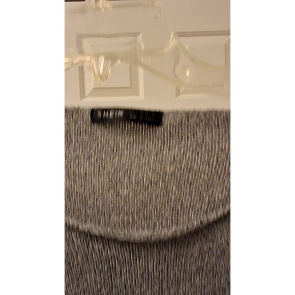 SHEIN Star Print Sweater Gray White Cropped Knit Pullover Cozy Women's Size S - Picture 3 of 4